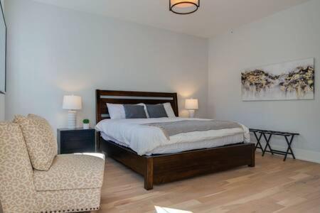 The Briar - Luxurious Condo Near Vanderbilt, Nashville Luaran gambar