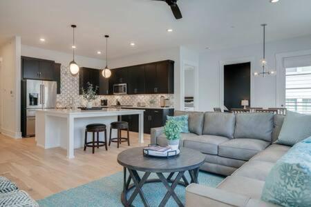 The Briar - Luxurious Condo Near Vanderbilt, Nashville Luaran gambar